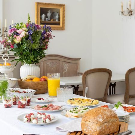 Huis Van Loon Borgloon Esterno foto