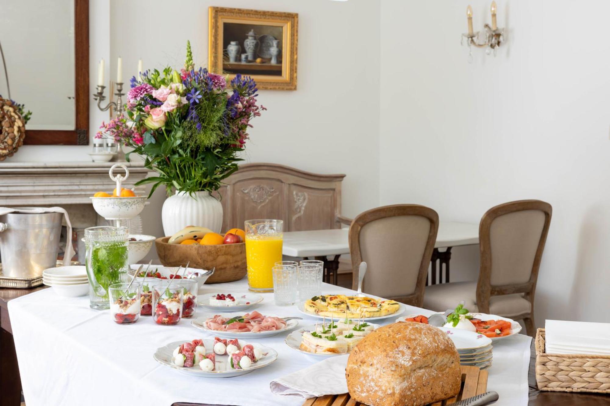 Huis Van Loon Borgloon Esterno foto