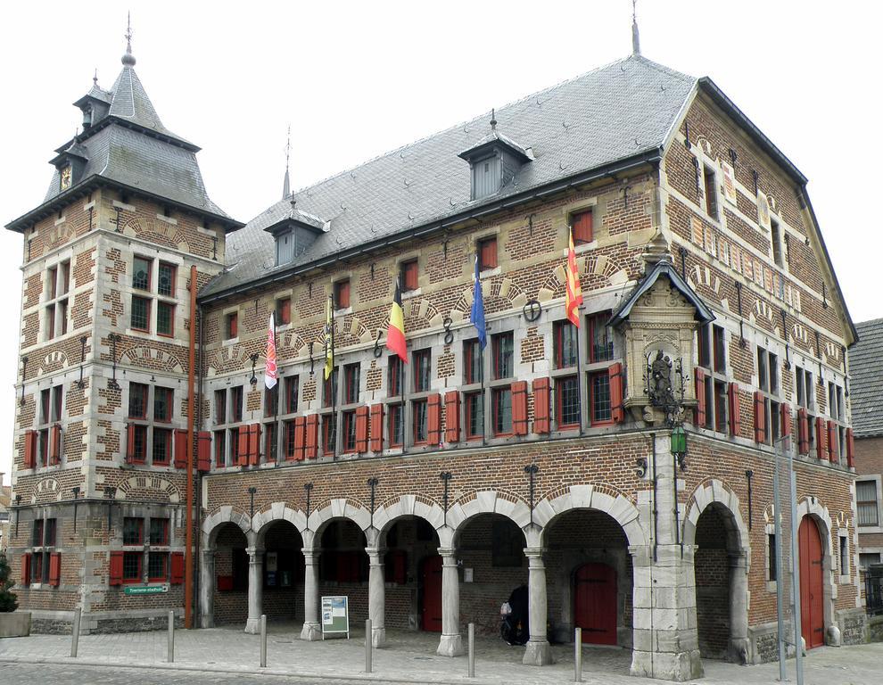 Huis Van Loon Borgloon Esterno foto