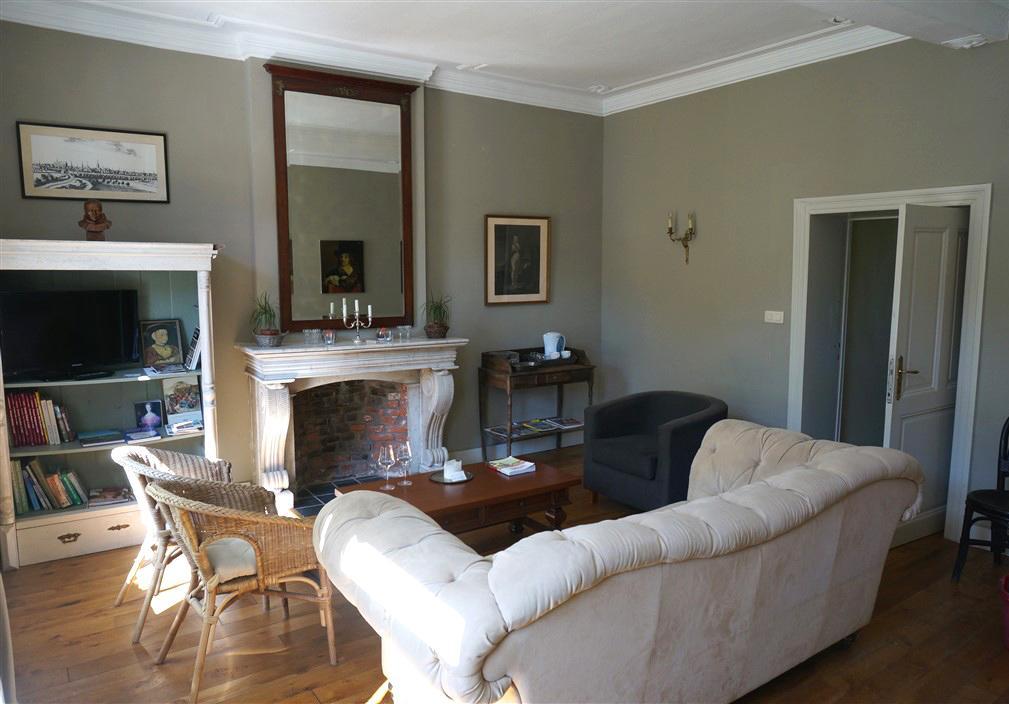 Huis Van Loon Borgloon Esterno foto